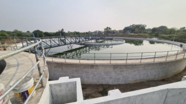 उत्तर प्रदेश में गंगा को प्रदूषित करने वाले स्थल बन रहे सेल्फी प्वाइंट