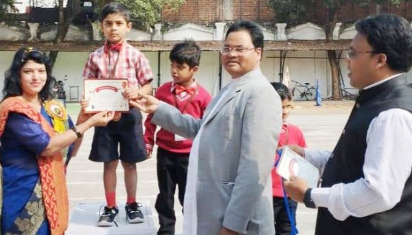 होली क्रॉस में वार्षिक खेलकूद महोत्सव