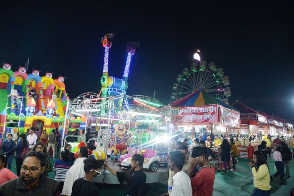 डिज्नीलैंड मेला में रेंजर झूला बना अट्रैक्शन प्वाइंट