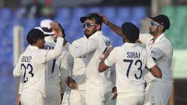 बांग्लादेश के चौथे दिन छह विकेट पर 272 रन, भारत जीत से चार विकेट दूर