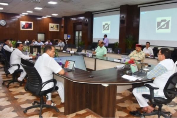 धामी कैबिनेट की बैठक खत्म, 20 प्रस्ताव पर लगी मोहर