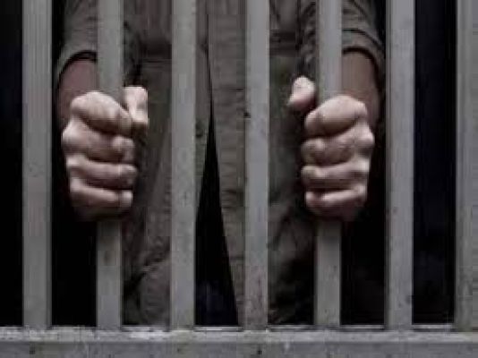 पाकिस्तान: तालिबान ने तीन दिन से बनाया है कई पुलिसकर्मियों को बंधक, क्या है ताज़ा हाल?