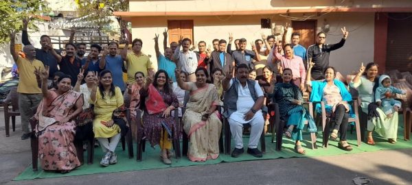 जनभागीदारी स्वच्छता जागरूकता अभियान चलाया पाम रेजीडेंसी रहवासियों ने