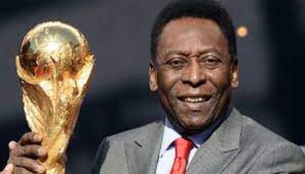 पेले ने परिवार के साथ अस्पताल में मनाया क्रिसमस