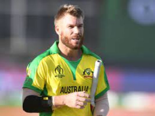 वॉर्नर ने जमाया 100वें टेस्ट मैच में शतक, ऑस्ट्रेलिया को पहली पारी में बढ़त