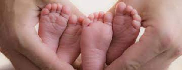 जुड़वा बच्चों में से एक को टर्मिनेट कराना कितना ख़तरनाक हो सकता है?