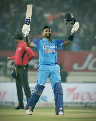 सूर्यकुमार यादव का जलवा कायम, श्रीलंका के साथ टी-20 सीरीज़ में भारत को कितने नए सितारे मिले