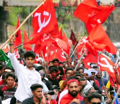 केरल में विपक्ष ने माकपा पर माफियाओं को संरक्षण देने का लगाया आरोप