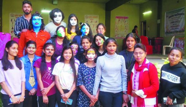 अग्रसेन महाविद्यालय वार्षिकोत्सव में सलाद, फायरलेस कुकिंग और फेस पेन्टिंग स्पर्धाएं