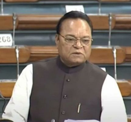 भारत जोड़ो यात्रा में कांग्रेस सांसद संतोष सिंह चौधरी के निधन पर कांगेस नेताओं ने जताया शोक