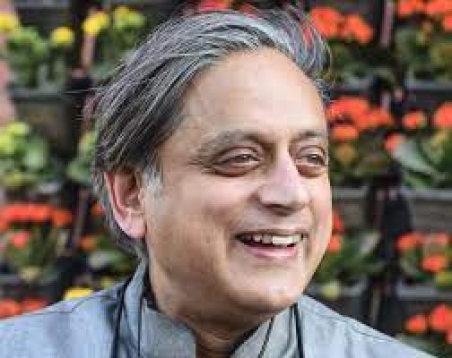 कोई कुछ भी कहे, मैं अपना काम जारी रखूंगा: थरूर