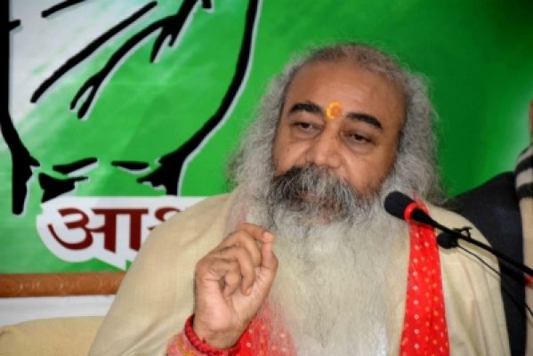कांग्रेस मैनेजर अब बूढ़े और अप्रासंगिक हो गए हैं : आचार्य प्रमोद कृष्णम