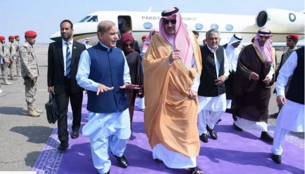 शरीफः प्रधानमंत्री या प्रधानभिक्षु?