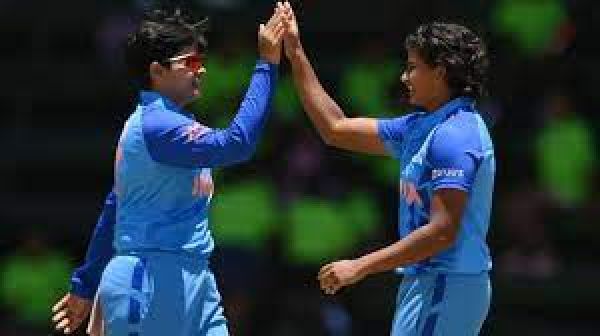 शेफ़ाली वर्मा-श्वेता सहरावत की बदौलत अंडर-19 महिला वर्ल्ड कप के सुपर सिक्स में भारत
