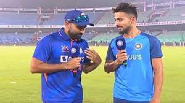 शमी की उमरान को सलाह : लाइन और लेंथ पर काम करोगे तो दुनिया पर राज कर सकते हो