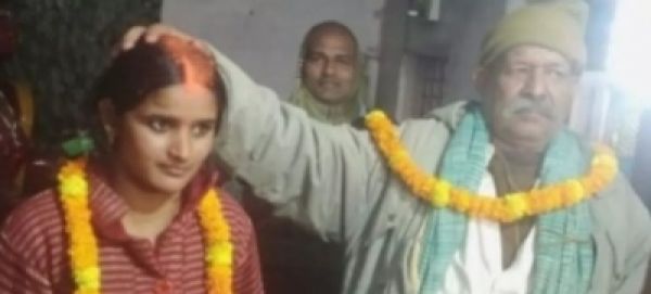 शख्स ने की बहू से शादी