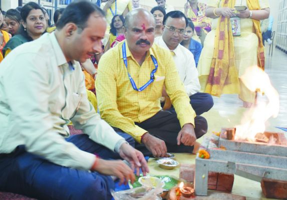 मैट्स विवि में सरस्वती पूजा