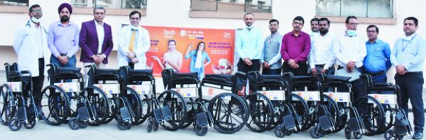 गणतंत्र दिवस पर बैंक ऑफ बड़ौदा के सीएसआर से जरूरतमंद लाभांवित