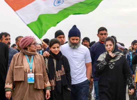 महबूबा मुफ्ती बोलीं, 'राहुल तुम कश्मीर में अपने घर आ गए'
