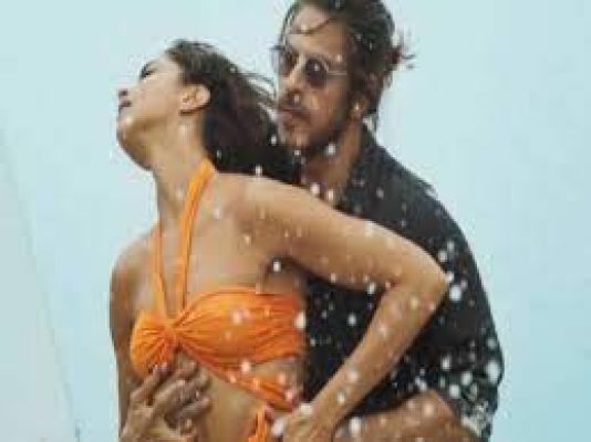 'पठान' की सफलता का असर, जानिए किस फ़िल्म की आगे खिसकी रिलीज़ डेट