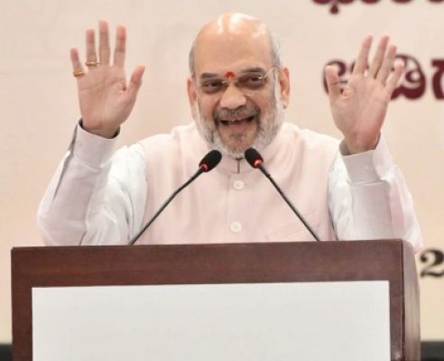 अमित शाह ने सीआरपीएफ व सशस्त्र बलों को गणतंत्र दिवस परेड पुरस्कार जीतने पर दी बधाई