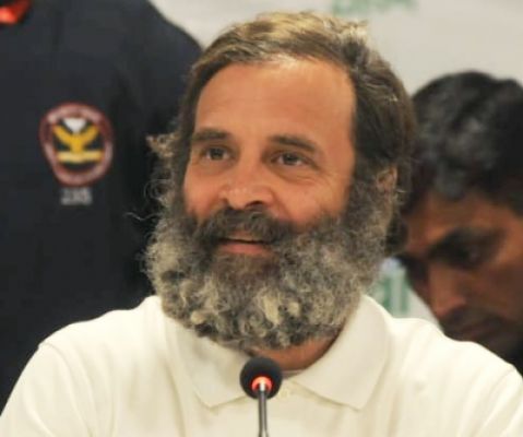 माता खीर भवानी और दरगाह हजरतबल के दर्शन कर राहुल गांधी पहुंचे दिल्ली