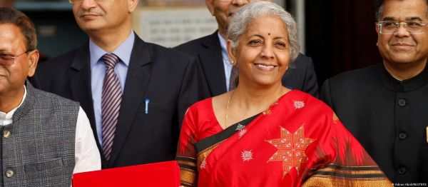 महंगाई घटाने और नौकरियां बढ़ाने में सफल होगा बजट?