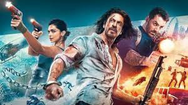 शाहरुख खान की 'पठान' 700 करोड़ रुपये के आंकड़े के करीब पहुंची