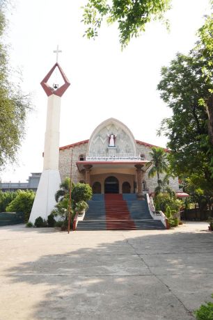 रायपुर आर्च डायसिस हो गई 50 बरस की...