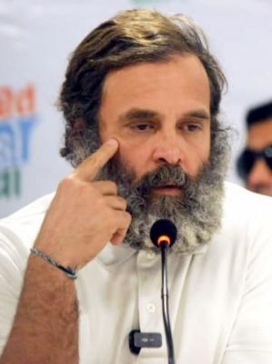 राहुल गांधी ने विशेषाधिकार हनन नोटिस का कई पन्नों में भेजा जवाब 
