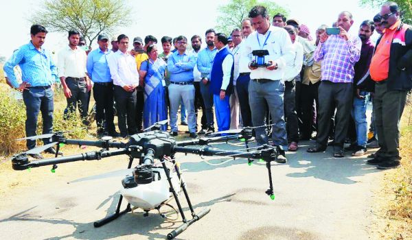 मैट्स द्वारा कृषक ड्रोन का जीवंत प्रदर्शन