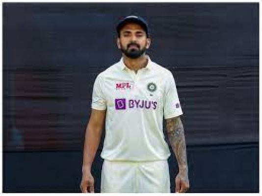 राहुल के बचाव में टीम प्रबंधन दे रहा विदेश में लगाये दो शतकों की दुहाई