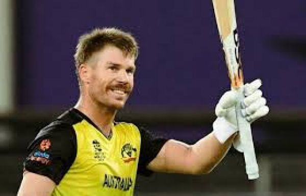 ऑस्ट्रेलियाई बल्लेबाज़ डेविड वॉर्नर बचे हुए दो टेस्ट मैचों से बाहर