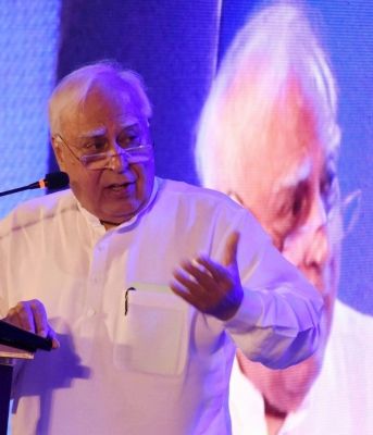कपिल सिब्बल ने ईडी पर कसा तंज, बताया केंद्र की वेलेंटाइन