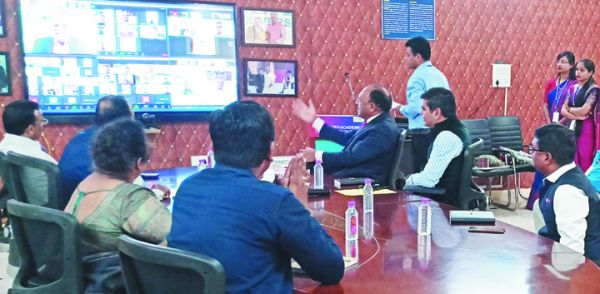 प्राइड स्किल एंटरप्रेन्योरशिप स्टेकहोल्डर्स मीटिंग मैट्स में