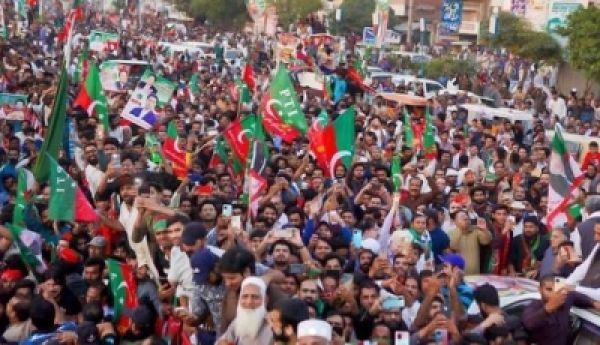 केवल पांच पीटीआई नेताओं ने रावलपिंडी में गिरफ्तारी दी