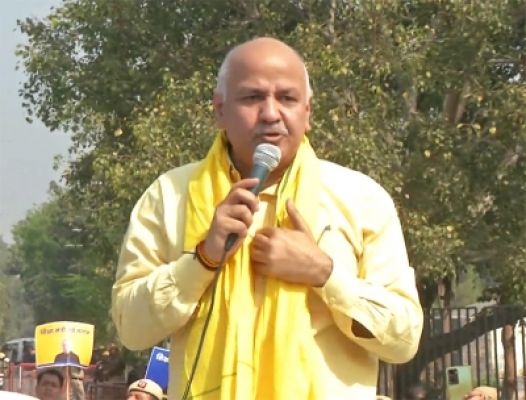 कर्नाटक 'आप' ने की मनीष सिसोदिया की गिरफ्तारी की कड़ी निंदा 