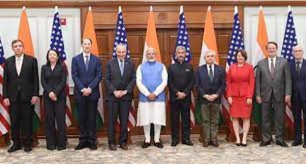 अमेरिकी सीनेटरों ने कहा, लोकतंत्रिक देशों को यूक्रेन की मदद के लिए एकजुट होना चाहिए