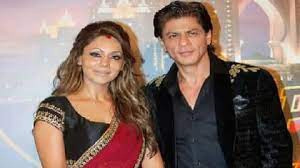 उप्र : अभिनेता शाहरुख खान की पत्नी गौरी समेत तीन के खिलाफ धोखाधड़ी का मुकदमा