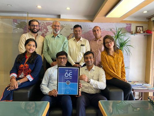 व्यास हॉलिडेज को इंडिगो  ने किया पुरस्कृत