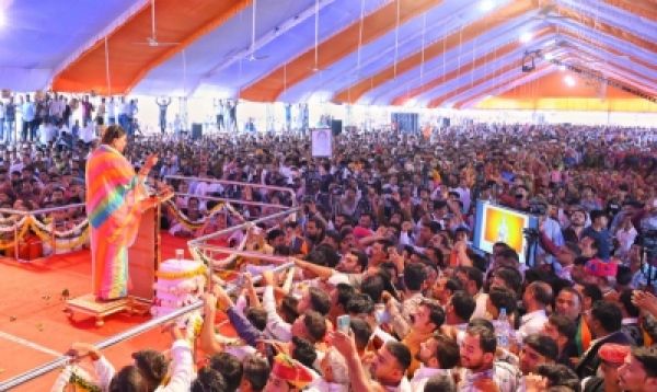 राजस्थान भाजपा में खींचतान : राजे ने जन्मदिन पर दिखाई ताकत, पूनिया की अलग राह