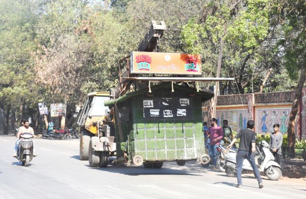 ‘छत्तीसगढ़’ का संपादकीय : गरीबों को मौत से बचाने जरूरत है जिंदा जनता  और जिंदा जजों की भी..