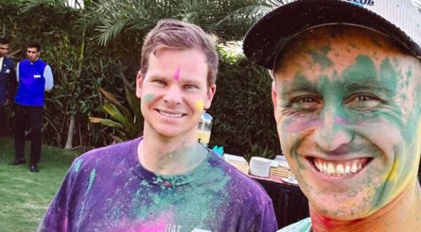 अहमदाबाद टेस्ट से पहले ऑस्ट्रेलियाई क्रिकेटरों ने भी खेली होली