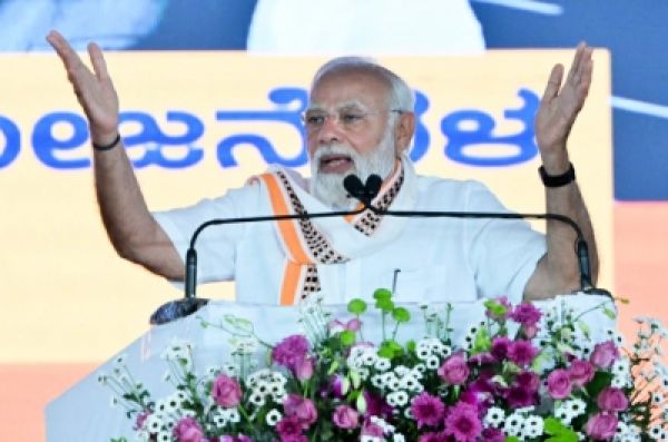 कांग्रेस को मेरी कब्र की चिंता, मुझे विकास की : पीएम मोदी