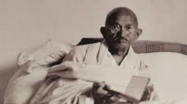   हर दिन हॉट सीट 15 मार्च
