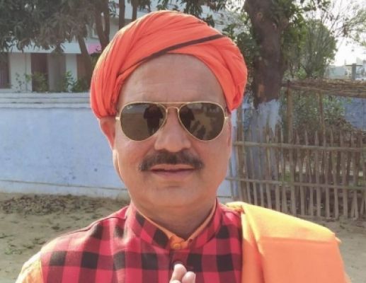 राजद विधायक ने की लड्डू की पेशकश, तो भाजपा विधायक ने पलटी थाली