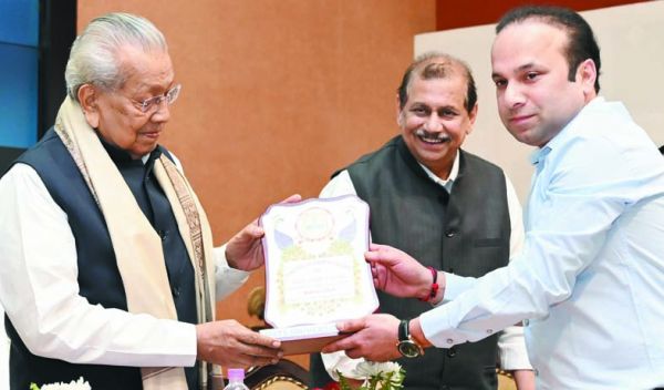 युद्ध मानवता विरूद्ध सबसे बड़ा अपराध-राज्यपाल