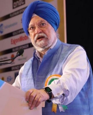 आजादी के साथ जिम्मेदारी भी आती है, हरदीप पुरी ने राहुल पर साधा निशाना