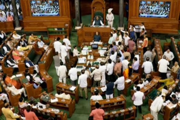 लोक सभा की कार्यवाही फिर 2 बजे तक स्थगित
