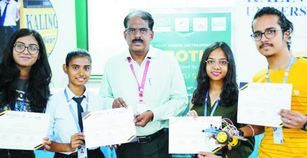 कलिंगा विवि में रोबोटिक्स पर प्रशिक्षण
